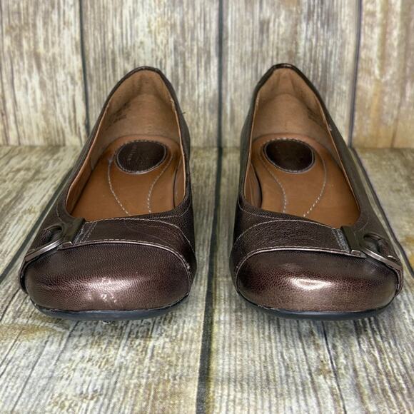 Clarks Concert Band Preppy Brown Metallic Leather Wedge Flat Womens Sz 6.5M - Picture 2 of 9